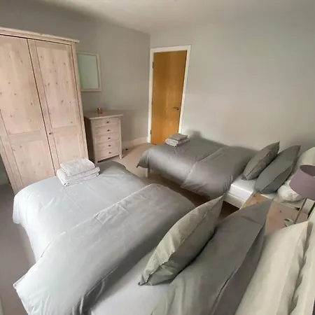Immaculate 2-bed In Centre 约克