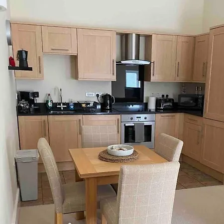 Immaculate 2-bed In Centre * يورك